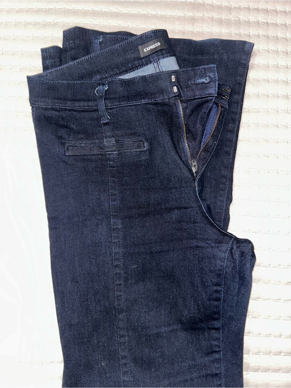Express women flare Jeans in Dark Indigo